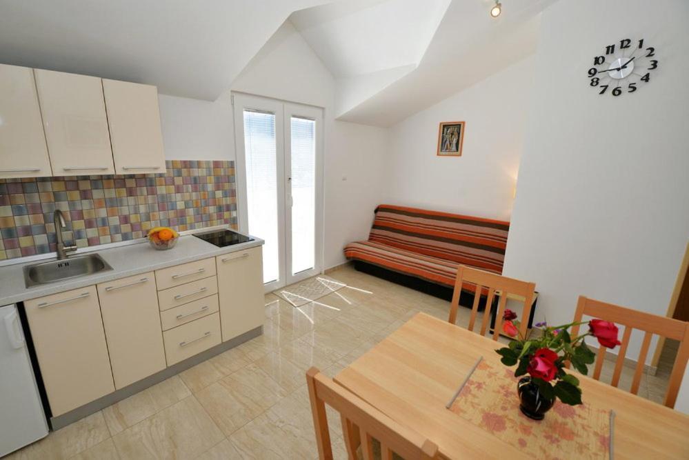 Apartments Viola Betina  Phòng bức ảnh